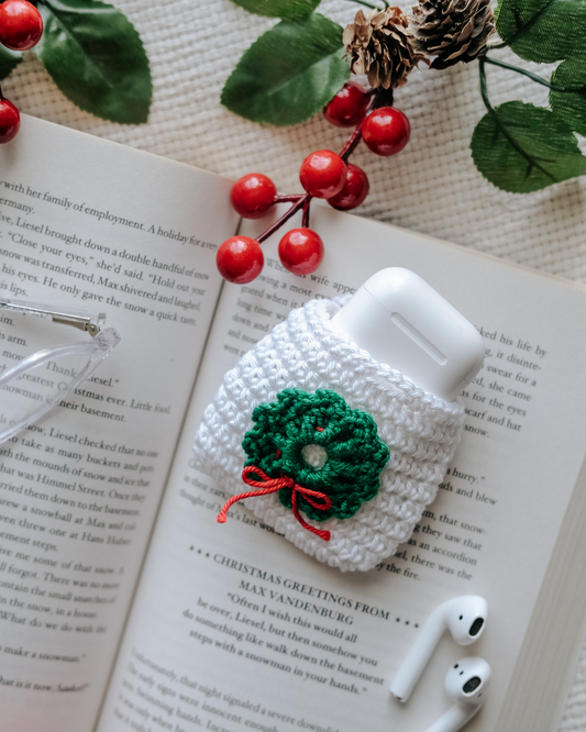 Handmade Christmas Wreath Crochet Airpods Case Cover